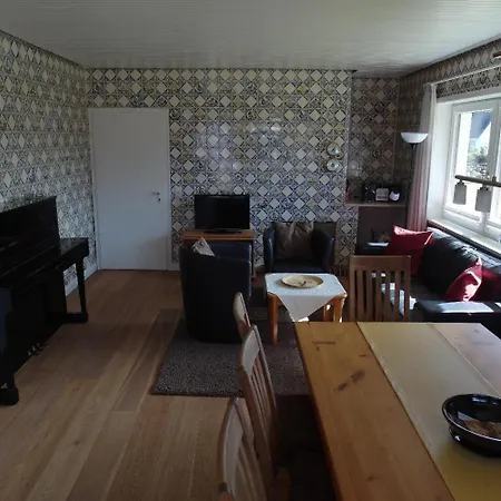 Haus-sorgenfrei *